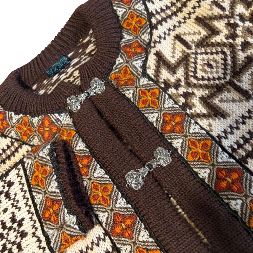 Dale of Norway Cardigan Sweater Womens XS Brown Fair Isle Pewter Clasp Wool